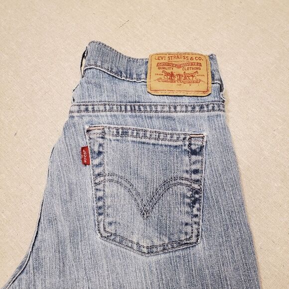 Levi's Faded Denim Jeans Flare Leg Size 2M - Picture 6 of 12